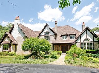 15W218 87th St, Burr Ridge, IL 60527