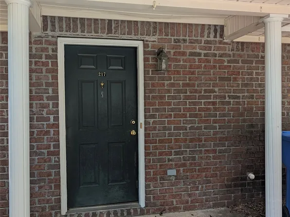 217 Pine St, Prattville, AL 36067