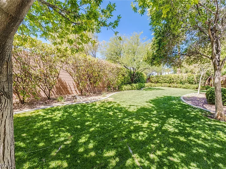 11518 Belmont Lake Dr #104 — Photo 25