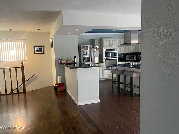 5th image of 38 Ocean Breeze Cir