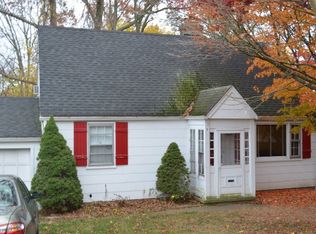7 Carol Dr, Norwalk, CT 06851