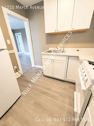 1210 Maple Ave #1 Photo 1