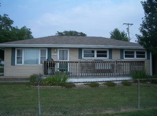 247 Crestview Ln, Crown Point, IN 46307