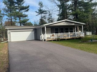 116 Red Oak Dr, Wisconsin Dells, WI 53965