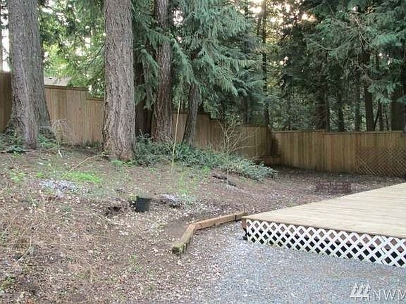 3rd image of 18028 Beachcrest Ln SE
