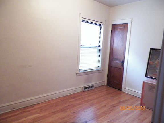 5th image of 7736 S Saint Lawrence Ave