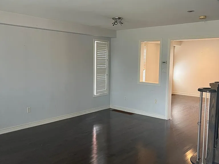 336 Drummond Dr — Photo 4