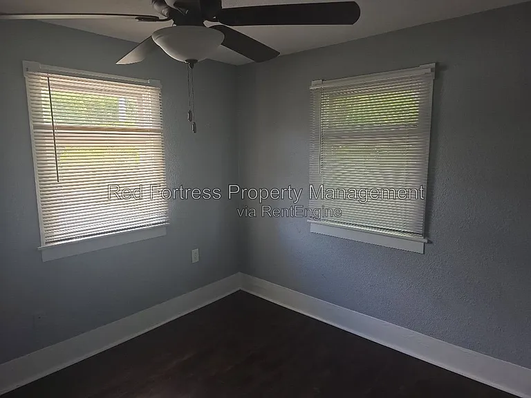 1609 Poinsettia Ave — Photo 7