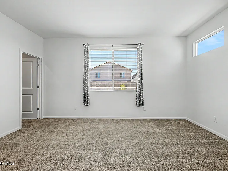 17865 W Daley Ln — Photo 16
