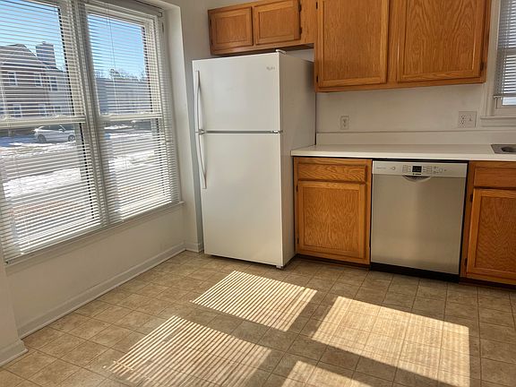 4th image of 7226 Scarlet Oak Dr