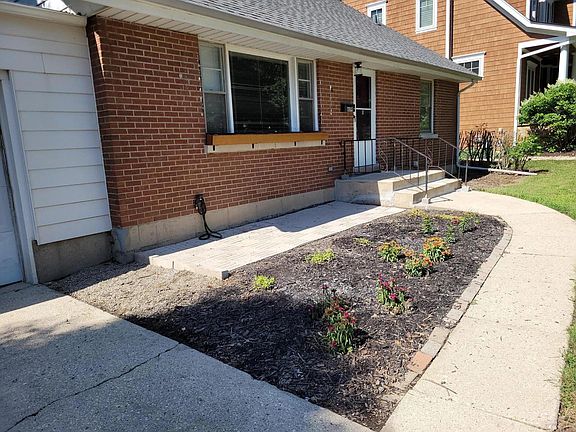 Approach to the front door