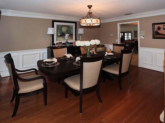 3rd image of 23 Lake Vista Way