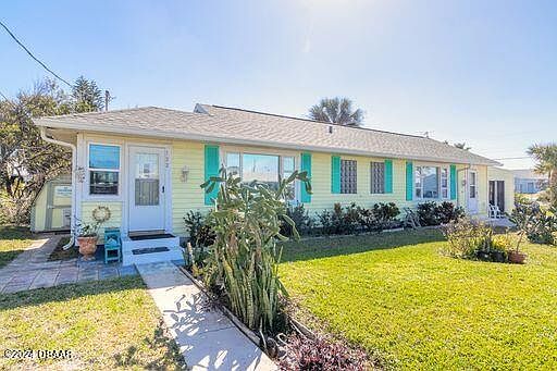 2nd image of 122 Esmeralda Ave