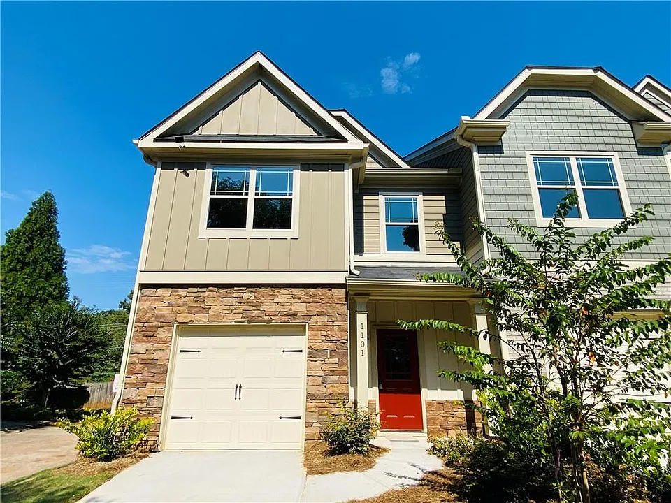 1101 N Village Dr
