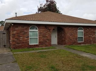 3220 Dauterive Dr, Chalmette, LA 70043