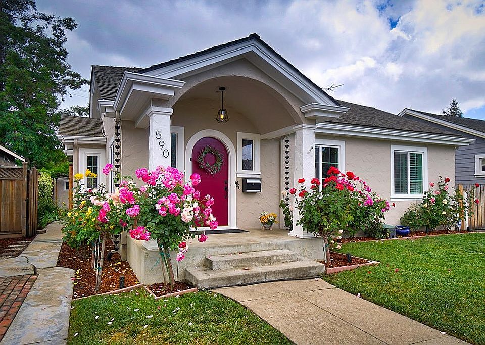 1st image of 590 Park Ct