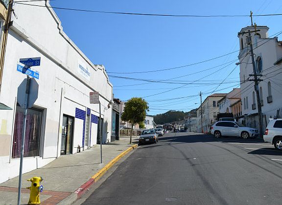 3rd image of 5 Wellington Ave