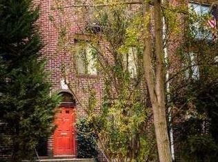 806 Pine St #A, Philadelphia, PA 19107