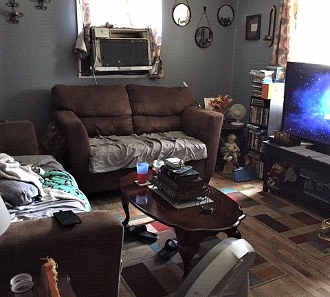5th image of 209 Irene St