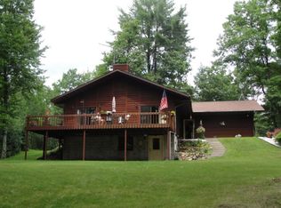 N17039 Hilltop Rd, Pembine, WI 54156