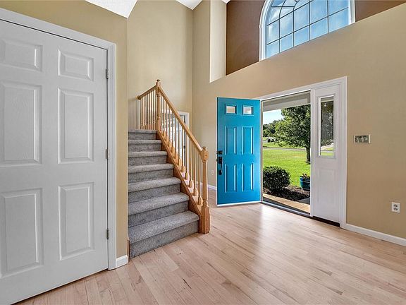 4th image of 104 Bayberry Dr