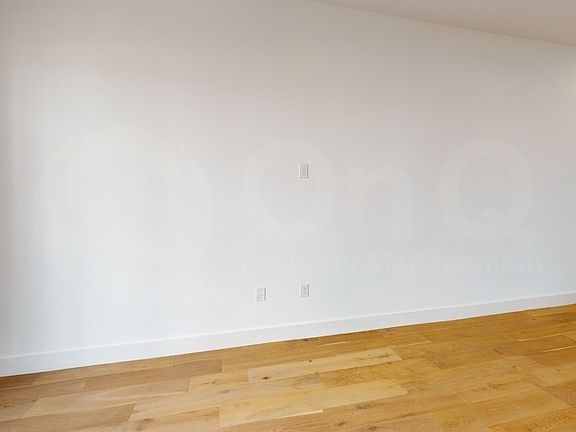 5th image of 236 Melba St #103