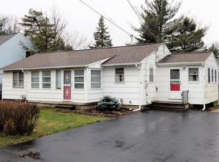 707 Webber Dr, Chittenango, NY 13037