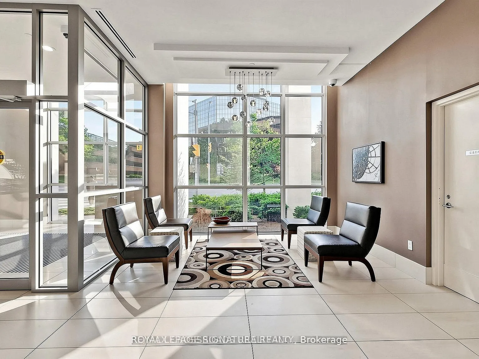 1 bed, $2,200 — Photo 4