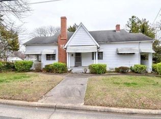 712 S Main St, Roxboro, NC 27573