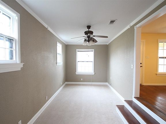 5th image of 4023 Magnolia St