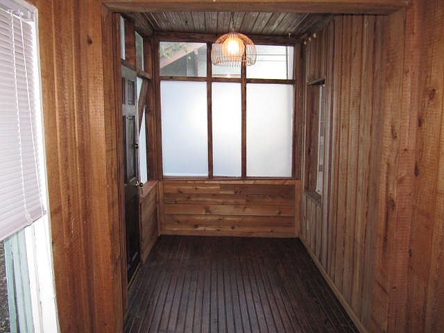 Breakfast Room Area