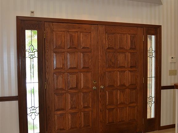 2nd image of 54969 Woodhold Ct