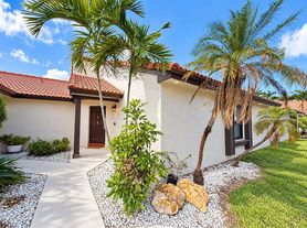 15285 SW 45th Ter, Miami, FL