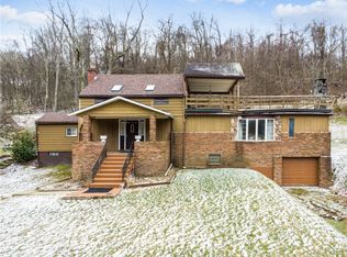 600 Pineview Dr, Elizabeth, PA 15037