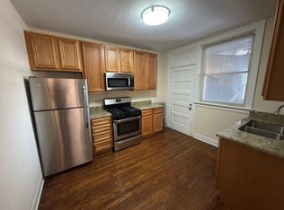 2510 N Leclaire Ave #11, Chicago, IL 60639