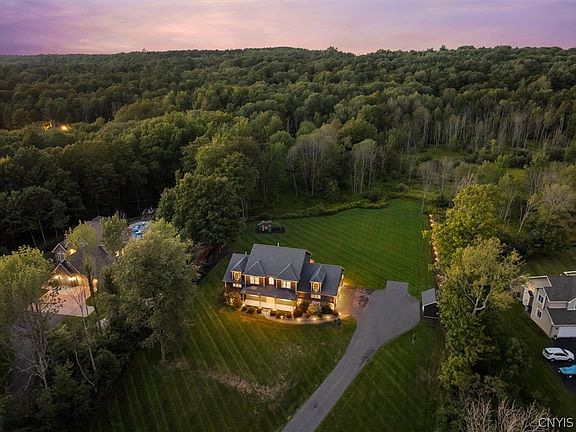 3rd image of 10537 Doyle Rd