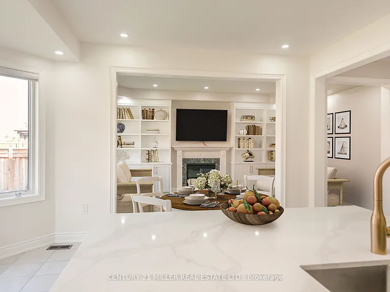 95 Goodwin Cres #UPPER — Photo 7