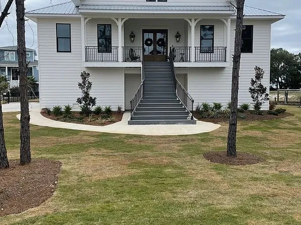 4525 Soundside Dr, Gulf Breeze, FL 32563