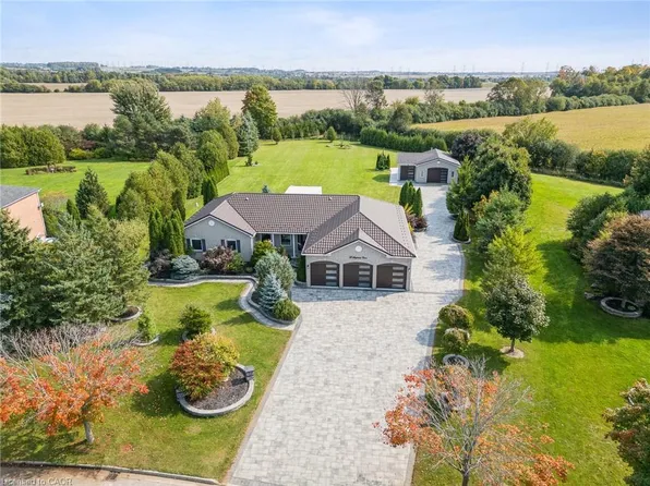 23 Steepleview Ct, Oshawa, ON L1H 0S6