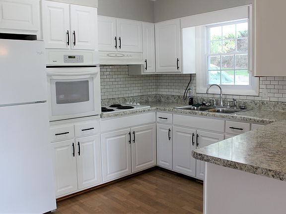 5th image of 178 Sunnyvale St