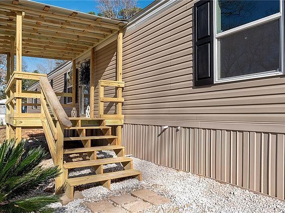 2nd image of 3741 Cactus Dr