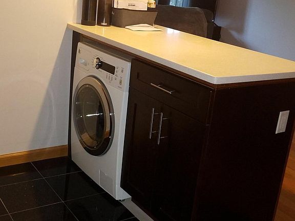 2nd image of 2533 Ocean Ave APT 3C