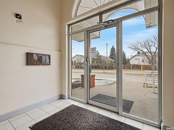3rd image of UNIT 208-1700 Main STREET E