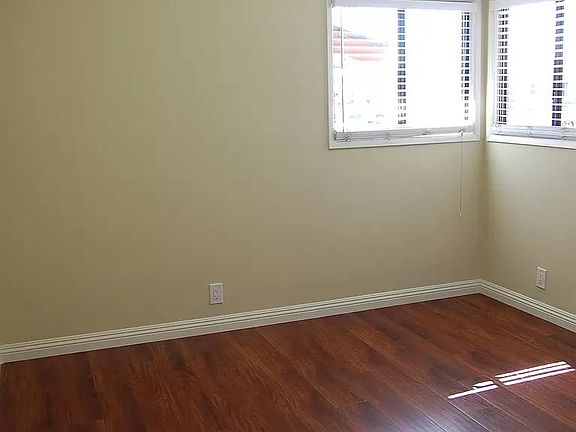 3rd image of 1616 Bonsallo Ave
