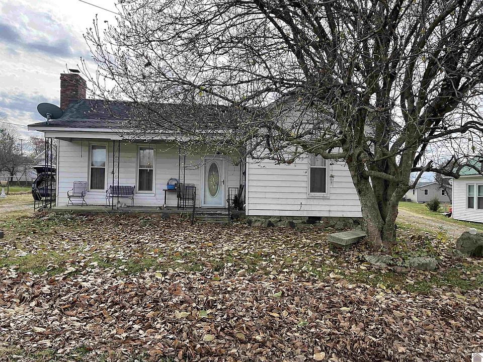 1st image of 130 E Young St