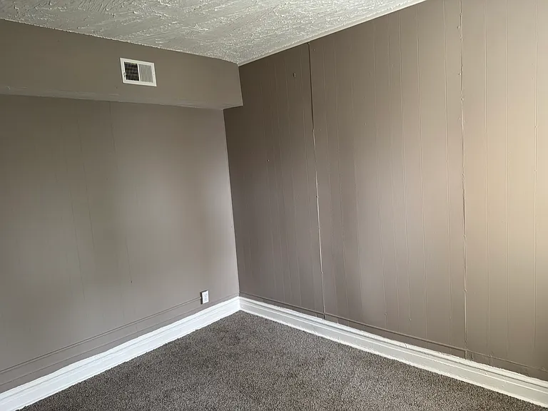 824 S 17th Ave #1A — Photo 8
