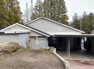 260 Walnut St, Weed, CA 96094
