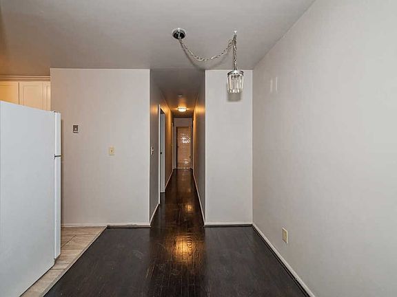 3rd image of 6750 Bramble Ave APT 5
