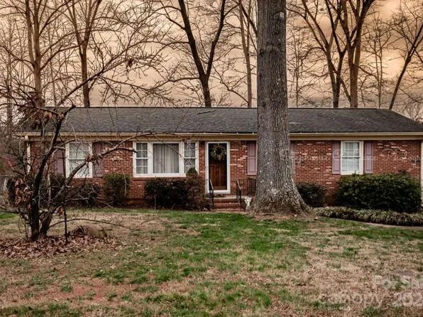 211 Bright Ave, Bessemer City, NC 28016