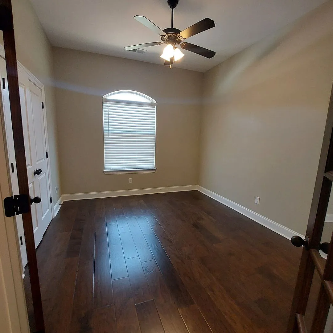 Welcome to 5285 Hurt Rd! — Photo 4